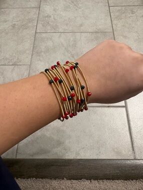 Gold Multi-Wire Bangle Bracelet with Red and Navy Blue Beads